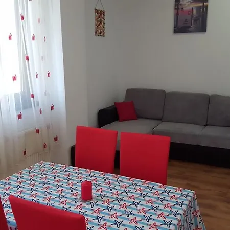 Christian Apartamento